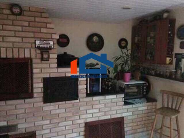 Casa para Venda em São José dos Campos - 4